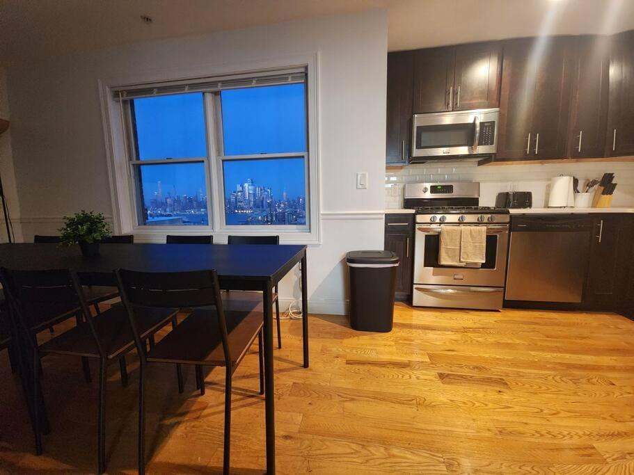 Luxurious 2 Bed ! Mins To Nyc! Union City Exterior foto
