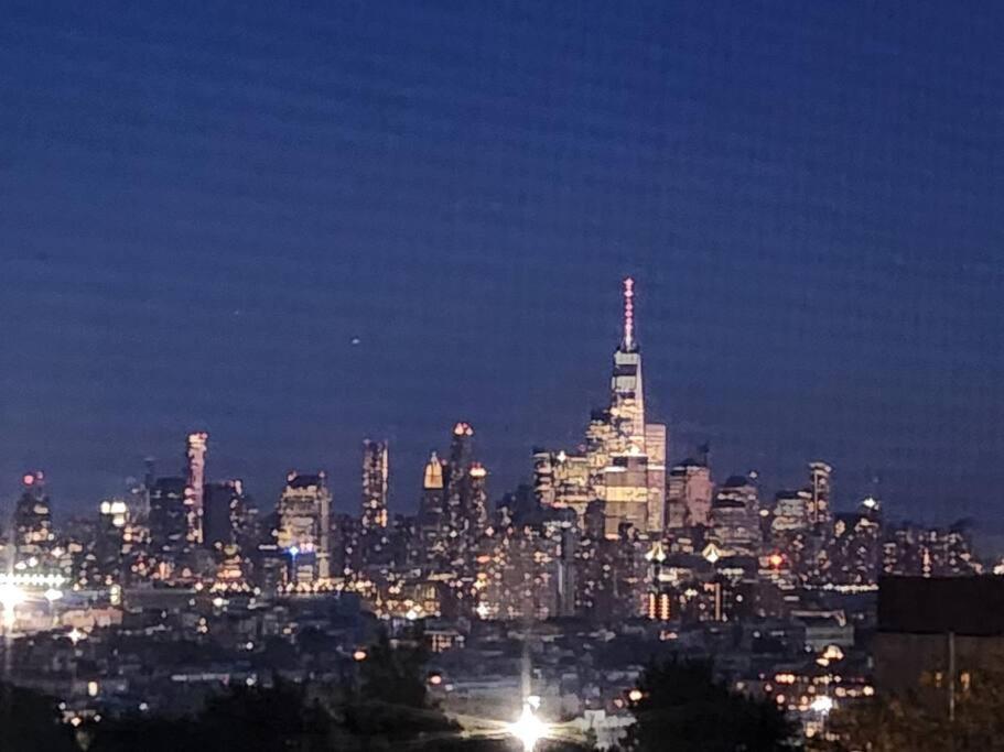 Luxurious 2 Bed ! Mins To Nyc! Union City Exterior foto