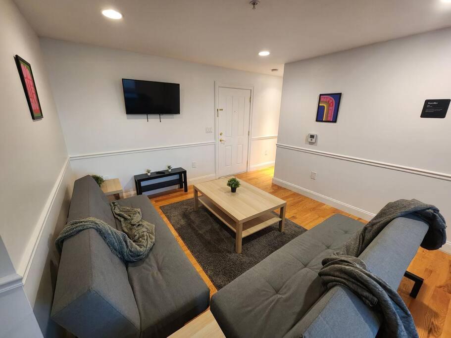 Luxurious 2 Bed ! Mins To Nyc! Union City Exterior foto