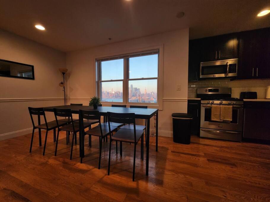 Luxurious 2 Bed ! Mins To Nyc! Union City Exterior foto